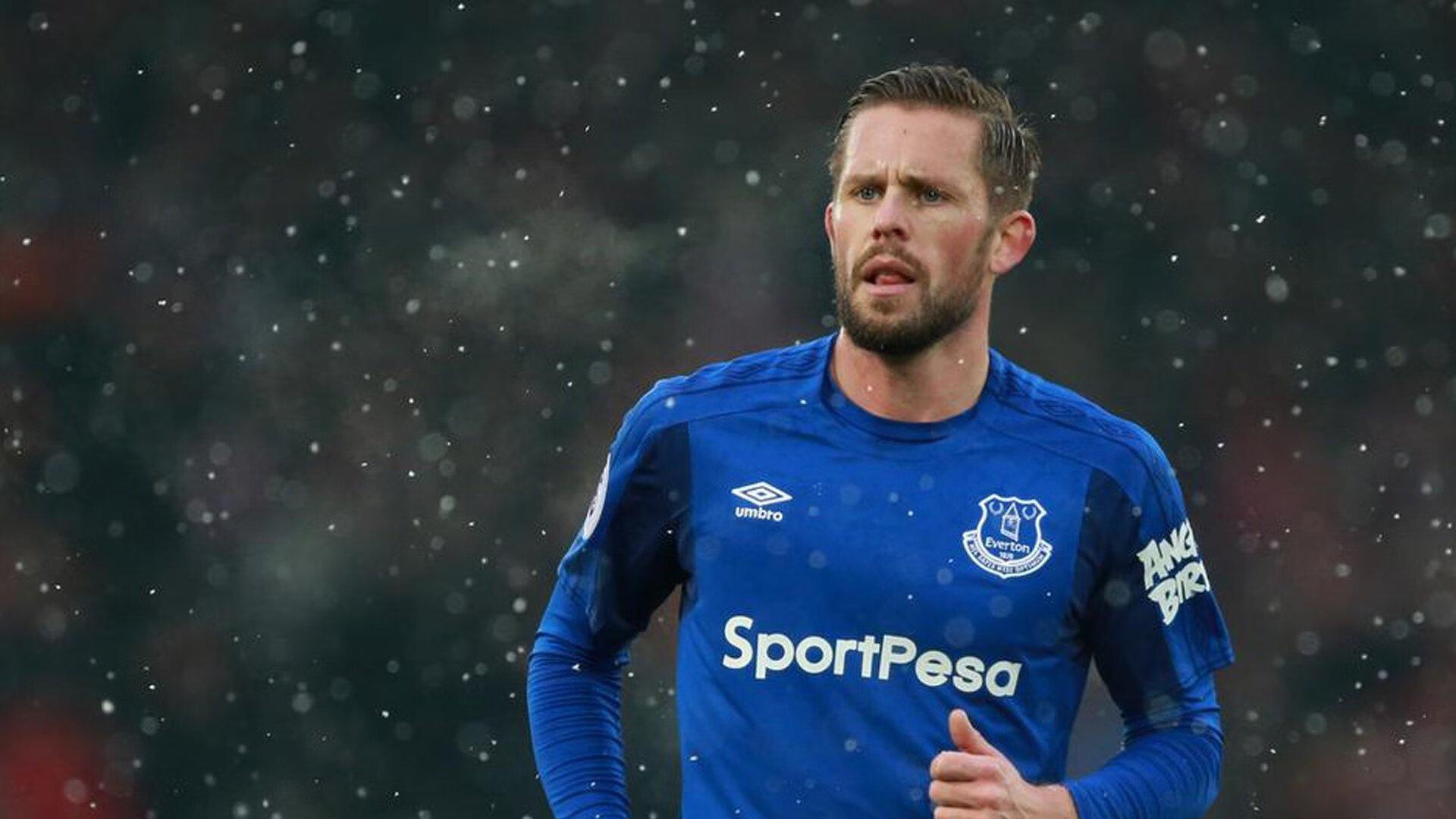 体育早报,福登帽子戏法领跑射手榜,阿森纳曼城紧咬争冠悬念