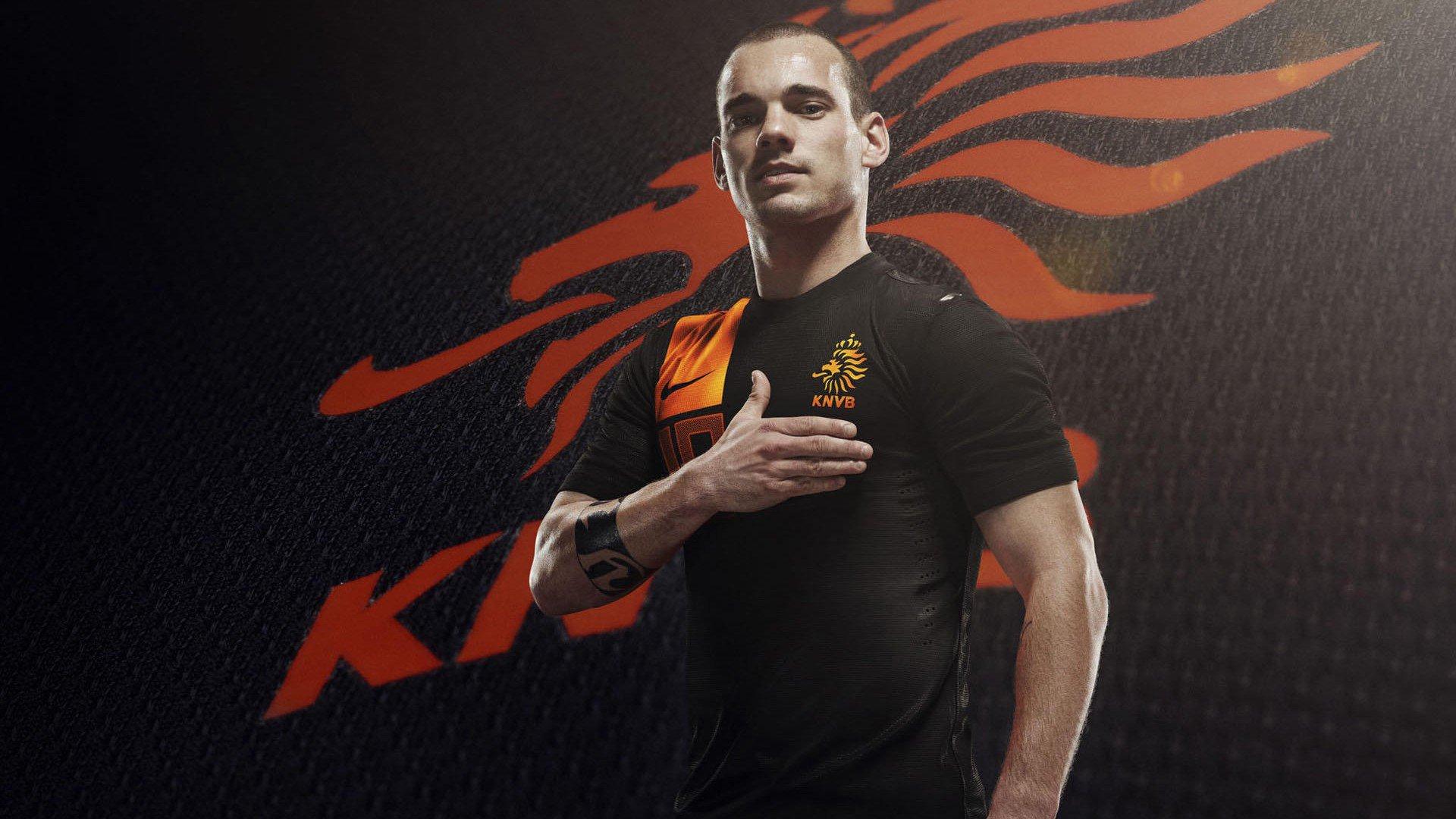 斯奈德谈内线轮换，铂金与奥孔古无固定首发，灵活调配成新赛季关键